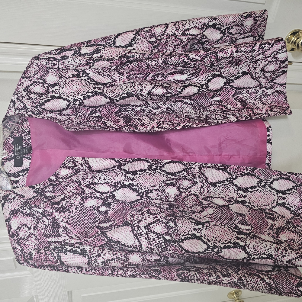 Kasper Pink and Black Snake Print Blazer
